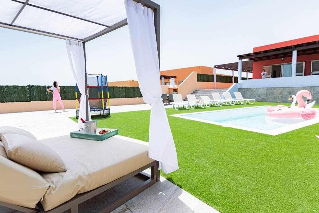 Villa Mini Golf Калета-де-Фусте Экстерьер фото